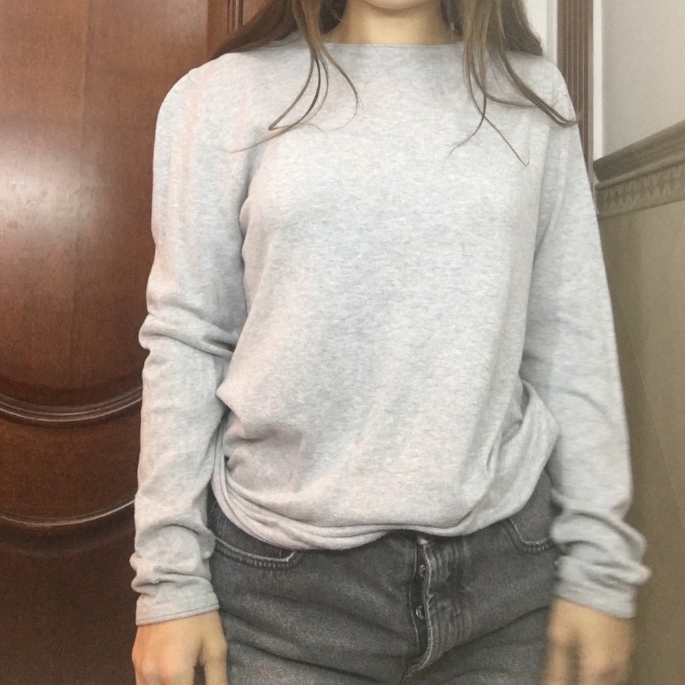Brandy melville gray sweater